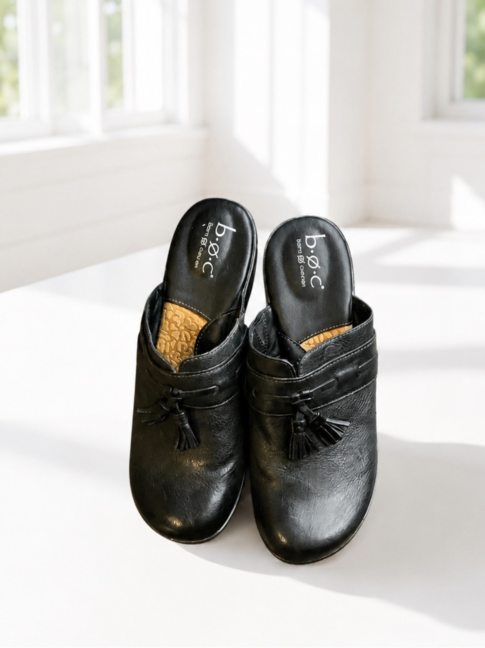 b.o.c. Born Concept Elsbury Black Leather Tassel Mule Clogs size 10 - EUC